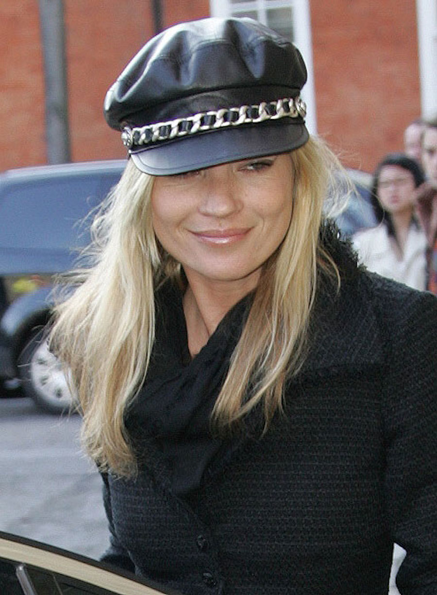Y2K Black Newsboy Cap with Pink Sequin Bow jupkem Y2k Hat Fashion Rhinestone Star Newsboy Cap Goth  main image 2